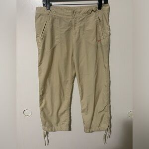 Nike beige capris